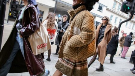 Londra moda haftasından sokak stilleri